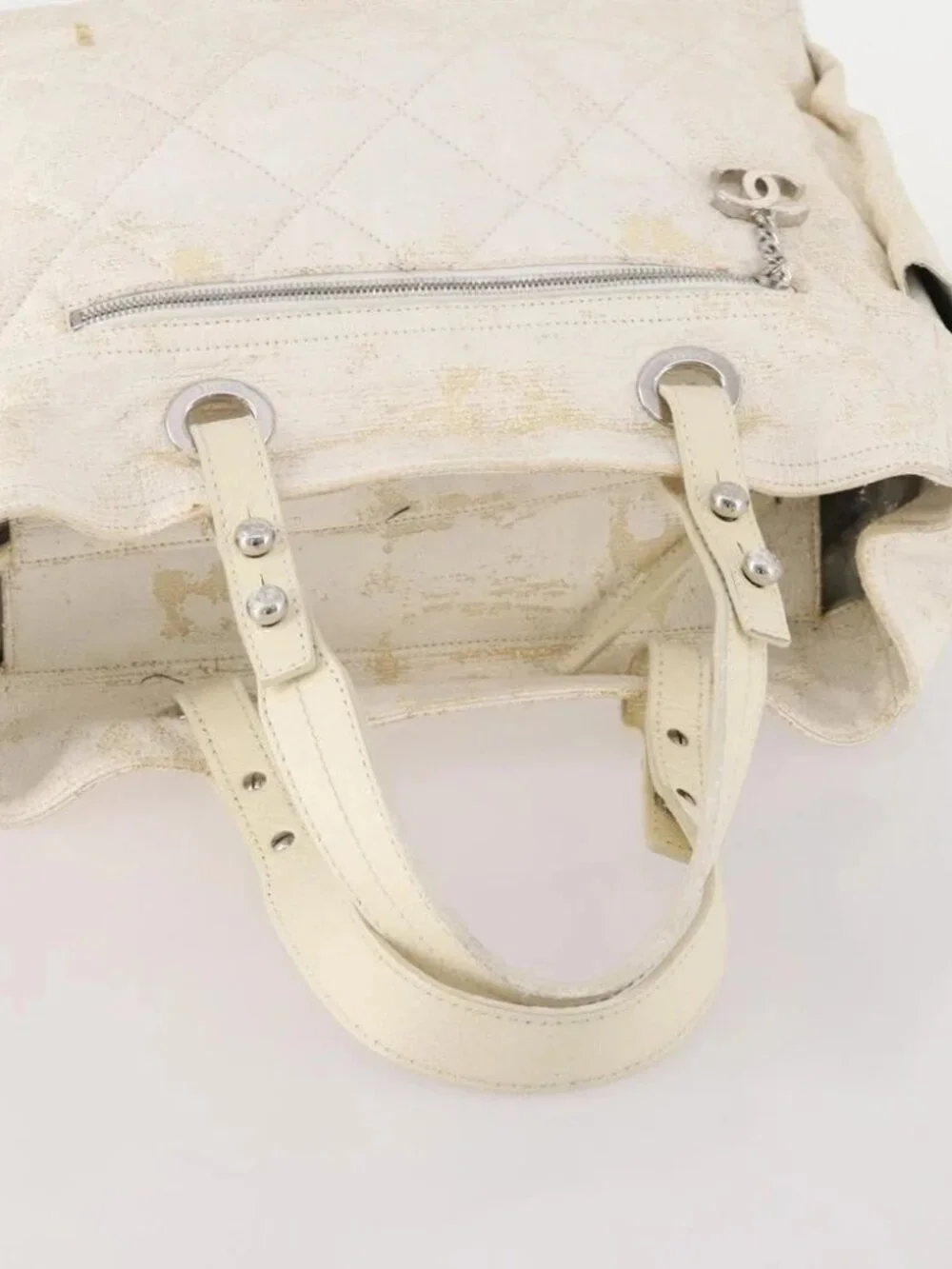 CHANEL Matelasse Paris Biarritz GM Tote Bag PVC Canvas White CC Auth hk3597